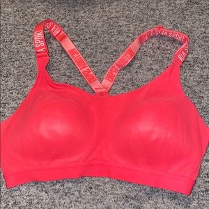 VS Sports Bra